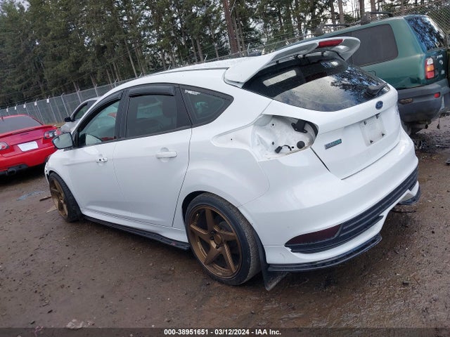 Ford FOCUS ST 2018 1FADP3L97JL332225 Image 15