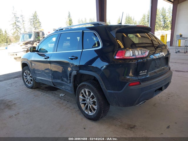 1C4PJMLNXKD177595 Jeep Cherokee Latitude Plus 4x4
