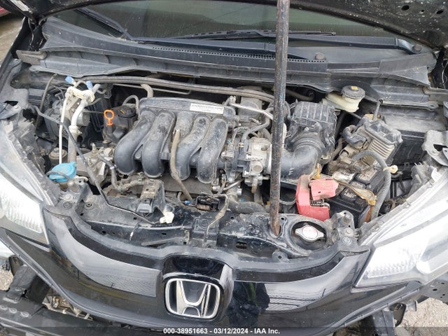 Honda FIT LX 2017 3HGGK5G59HM700147 Image 10