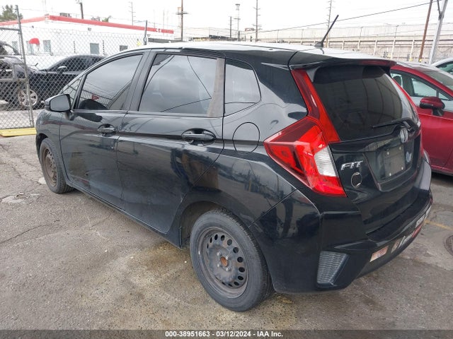 Honda FIT LX 2017 3HGGK5G59HM700147 Image 3