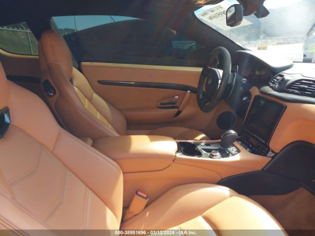 ZAM45VLA0J0270069 Maserati Granturismo Mc/sport