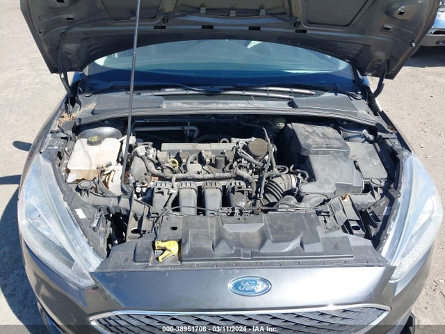 Ford FOCUS SE 2016 1FADP3F23GL256591 Image 10