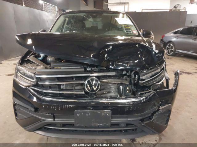 3VV2B7AX8NM022096 Volkswagen Tiguan 2.0t Se
