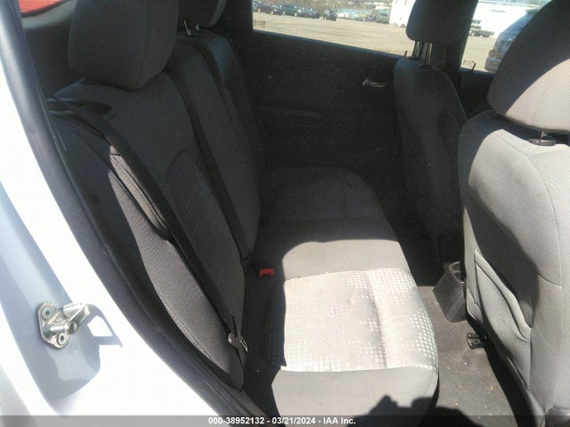 Chevrolet Sonic Ls Auto 2014 1G1JA6SH0E4171766 Image 8