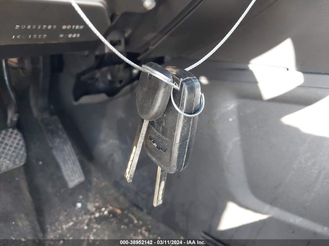 Chevrolet EQUINOX LT 2017 2GNALCEK9H6300881 Image 11