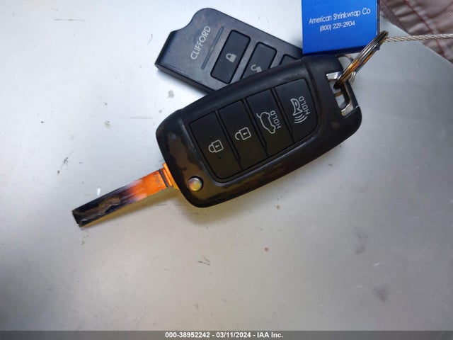 Hyundai ELANTRA GT 2019 KMHH35LE4KU117893 Image 11