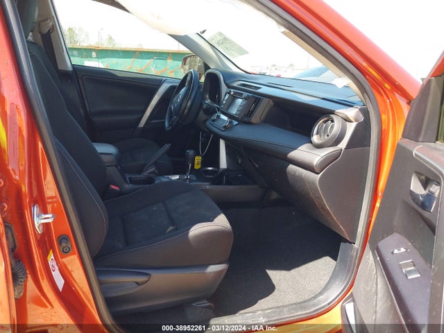Toyota Rav4 Xle 2016 JTMWFREV7GJ092441 Image 5