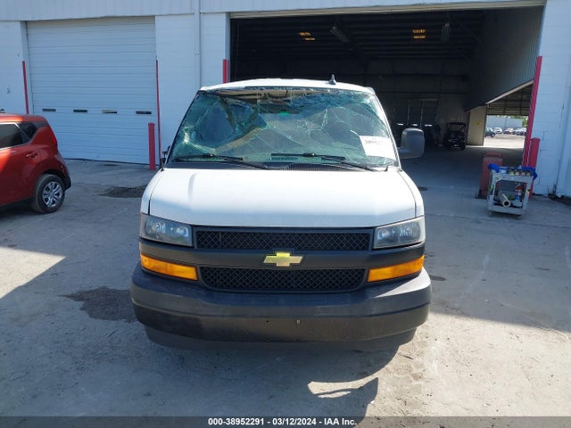 Chevrolet Express 3500 Work Van 2018 1GCZGHFG8J1337050 Image 11