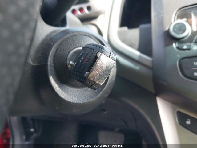 Chevrolet Sonic Lt Auto 2015 1G1JC6SH8F4143063 Image 11