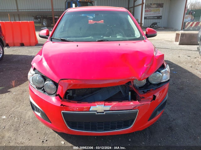 Chevrolet Sonic Lt Auto 2015 1G1JC6SH8F4143063 Image 12