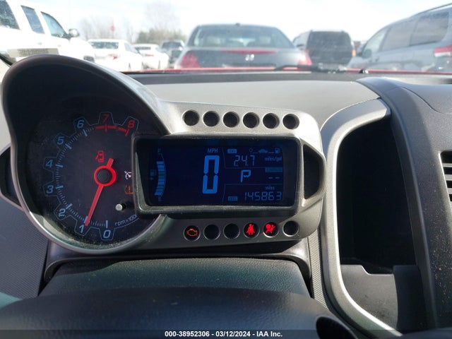 Chevrolet Sonic Lt Auto 2015 1G1JC6SH8F4143063 Image 7