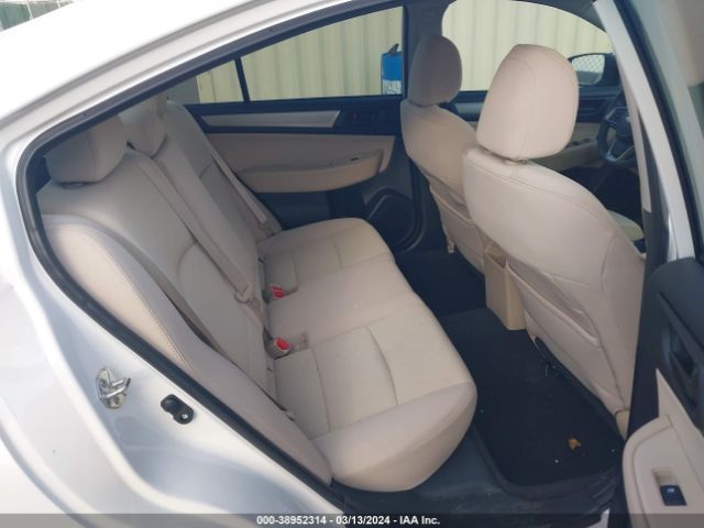 4S3BNAA64J3031271 Subaru Legacy 2.5i