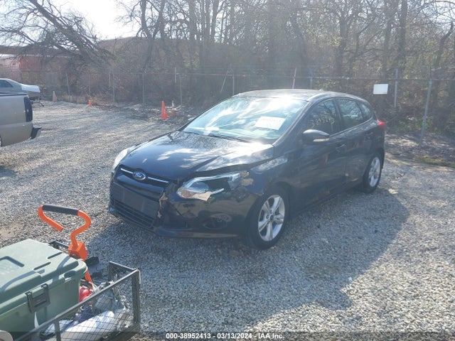 Ford FOCUS SE 2014 1FADP3K28EL404348 Image 2