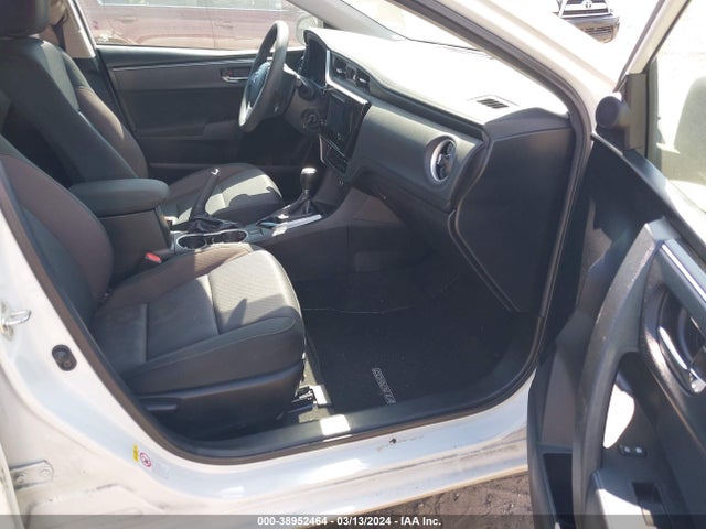 Toyota COROLLA LE 2019 5YFBURHE8KP878799 Image 5