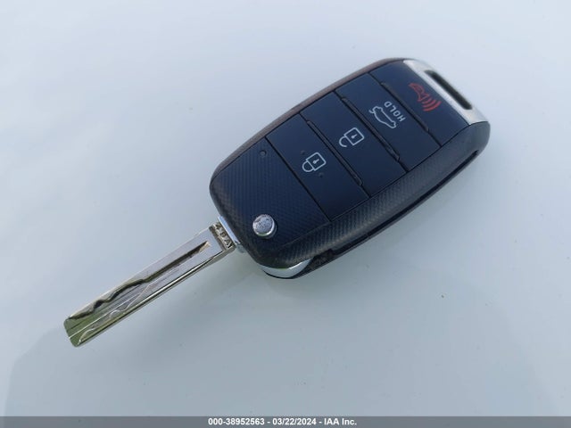 KIA Optima Lx 2015 KNAGM4A7XF5528806 Image 11