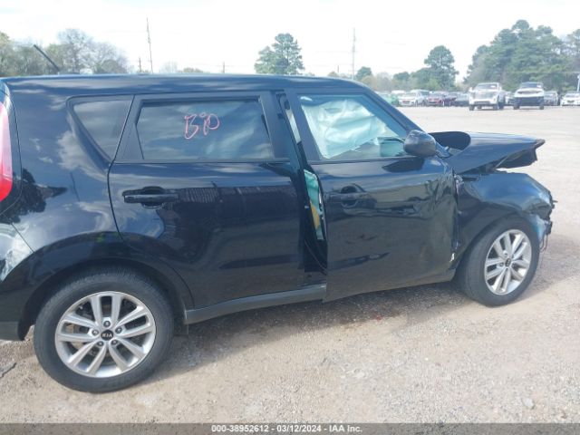 KNDJP3A58J7563088 KIA SOUL +