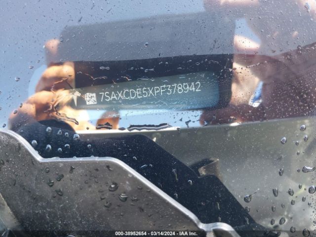 2023 TESLA MODEL X 7SAXCDE5XPF378942 Photo 8