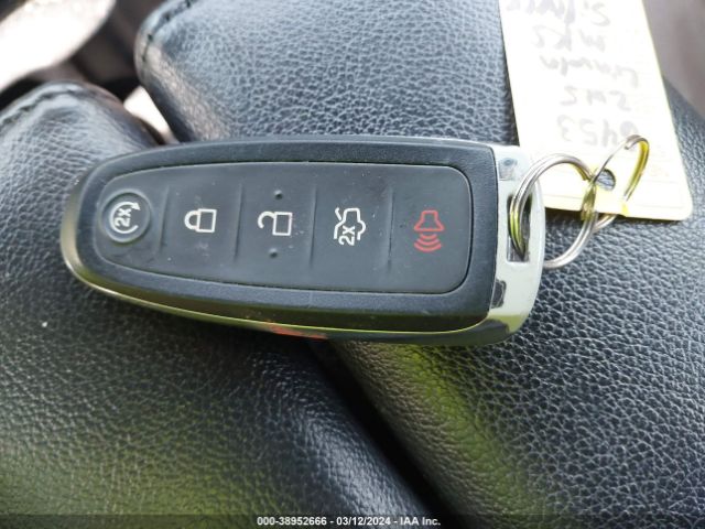 1LNHL9EK8FG608580 Lincoln MKS