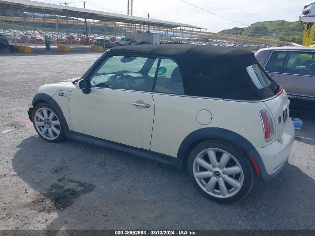 2007 MINI COOPER S WMWRH33597TL95925 Photo 2