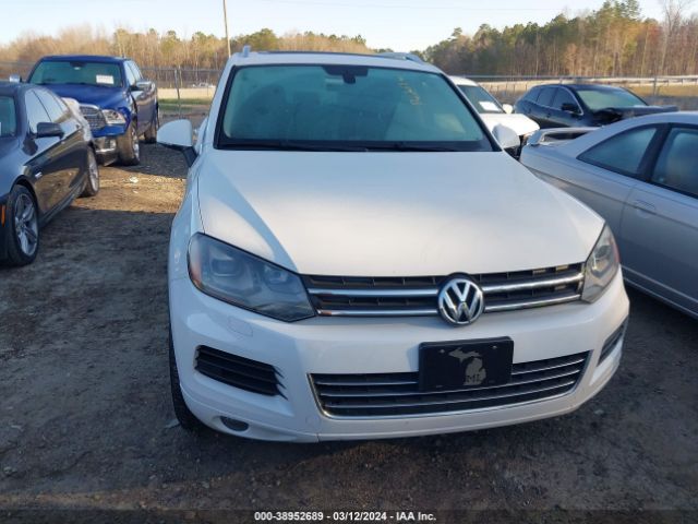 2012 VOLKSWAGEN TOUAREG WVGEK9BP5CD006951 Photo 5