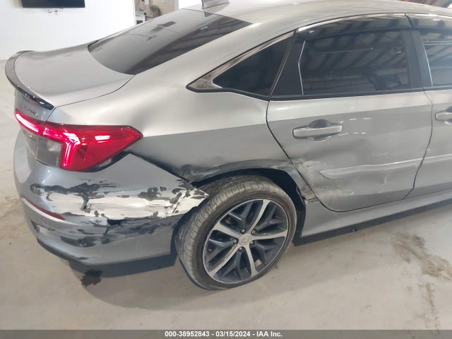Honda Civic Touring 2022 2HGFE1F95NH303738 Image 6