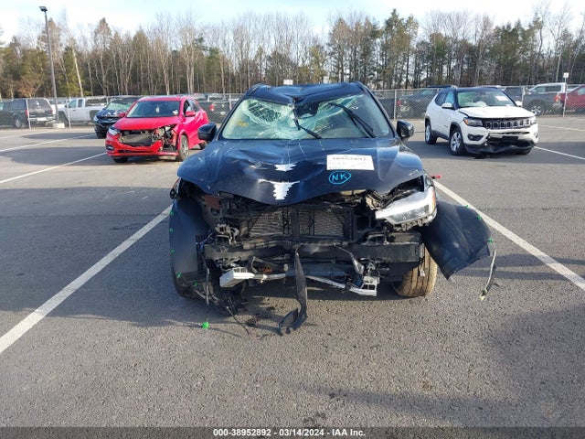YV4L12RV3P1379923 Volvo Xc60 B5 Core