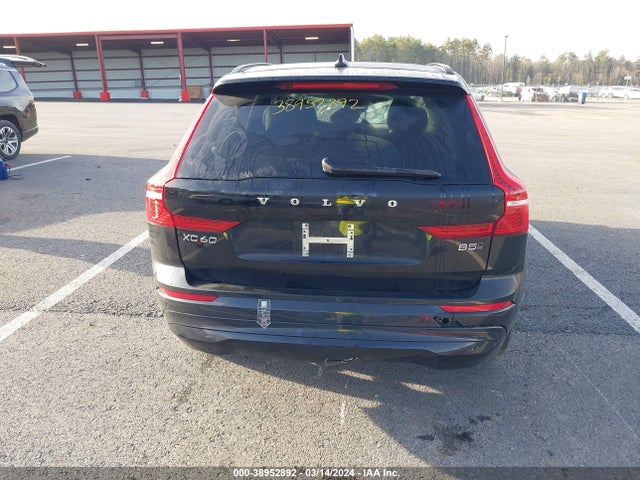 YV4L12RV3P1379923 Volvo Xc60 B5 Core