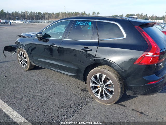 YV4L12RV3P1379923 Volvo Xc60 B5 Core