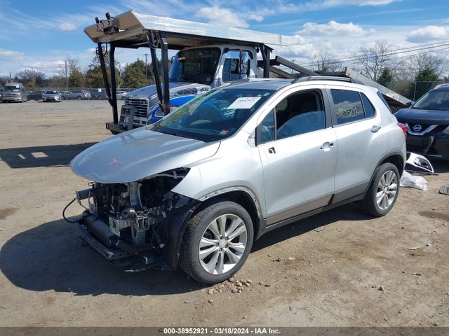 Chevrolet Trax Premier 2017 3GNCJRSB3HL197247 Image 2