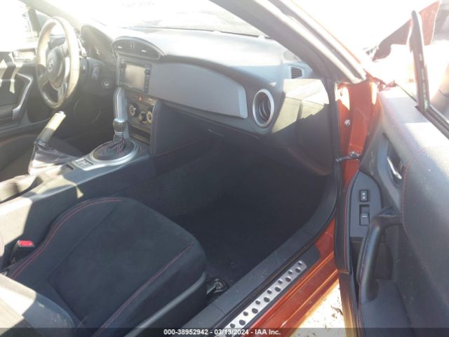 JF1ZNAA11F8707968 Scion FR-S