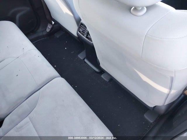 Honda CR-V LX 2015 2HKRM4H38FH696538 Image 8