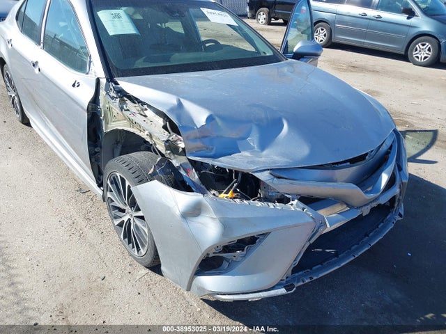 Toyota CAMRY SE 2018 4T1B11HK2JU155382 Image 6