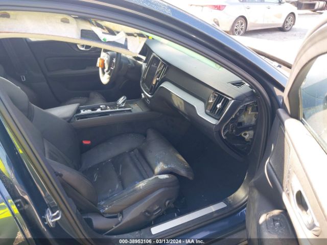 7JRL12TLXNG177408 Volvo S60 B5 Inscription