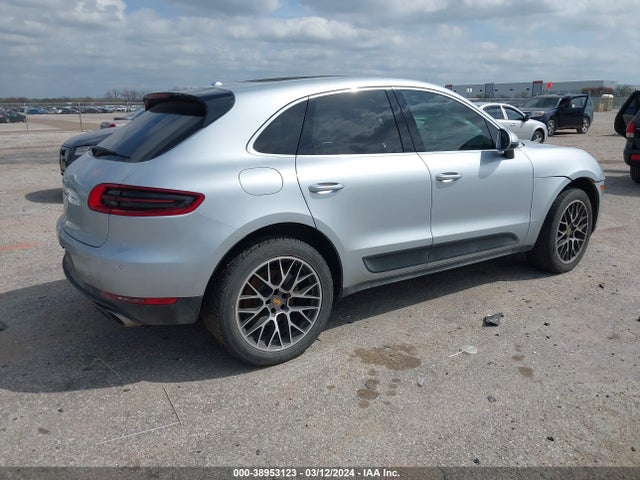 2017 PORSCHE MACAN WP1AB2A57HLB10072 Photo 3