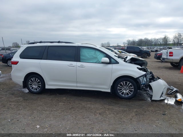 Toyota SIENNA XLE 2020 5TDYZ3DCXLS045074 Image 13