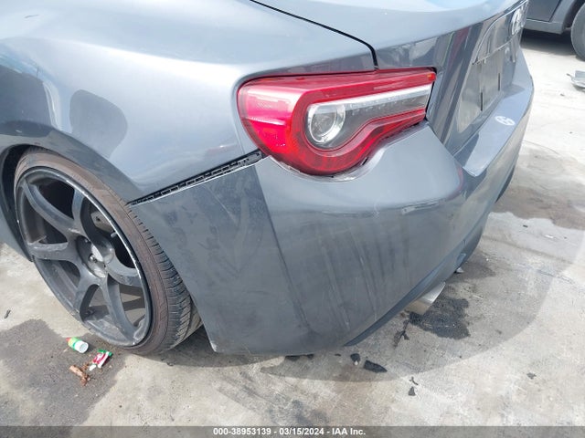Toyota 86 2020 JF1ZNAA15L8753024 Image 6