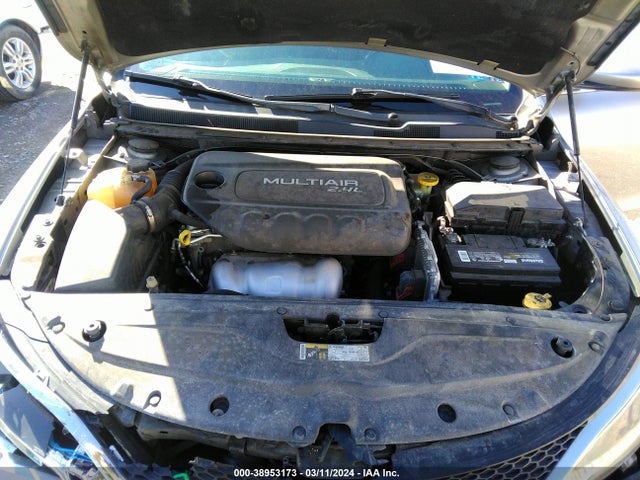 Chrysler 200 Limited 2015 1C3CCCAB8FN746413 Image 10