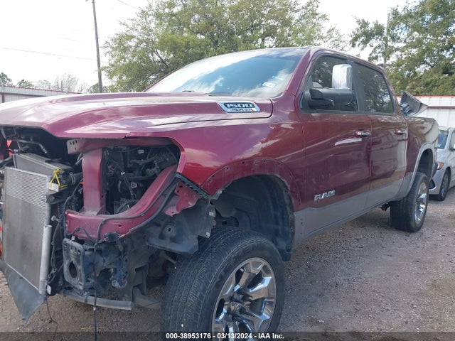 1C6SRFJTXKN700339 RAM 1500 Laramie  4x4 5'7 Box