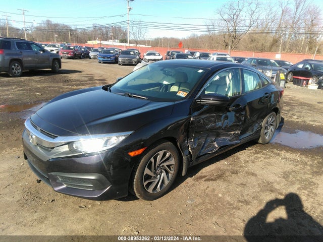 Honda CIVIC EX 2018 2HGFC2F74JH518337 Image 2