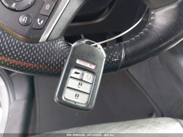 5FNYF8H5XKB010443 Honda Passport Ex-l