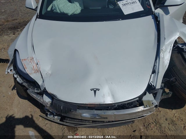 Tesla Model 3 Long Range Dual Motor All-wheel Drive 2022 5YJ3E1EB6NF102099 Image 10