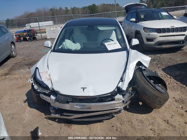 Tesla Model 3 Long Range Dual Motor All-wheel Drive 2022 5YJ3E1EB6NF102099 Image 12