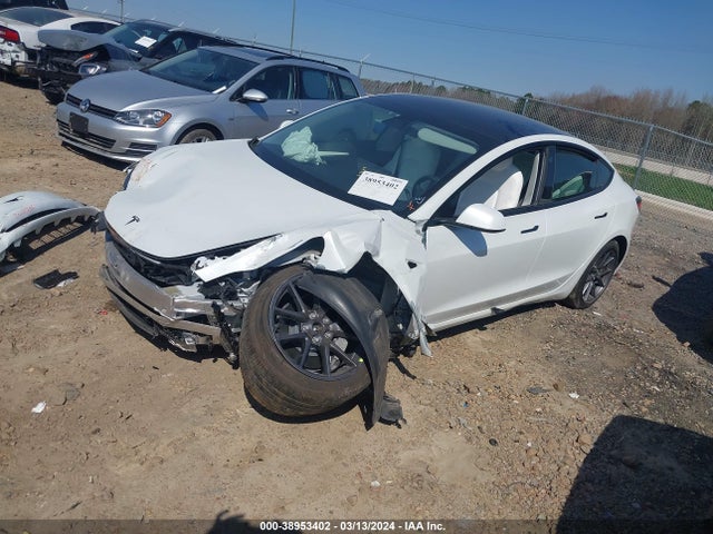 Tesla Model 3 Long Range Dual Motor All-wheel Drive 2022 5YJ3E1EB6NF102099 Image 2