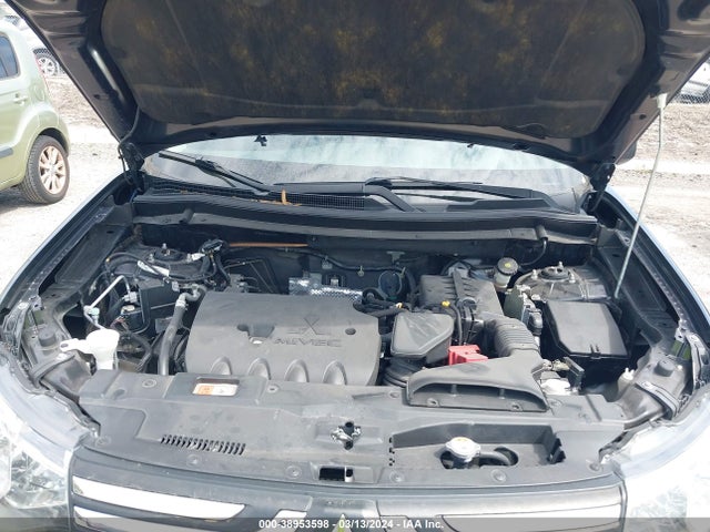 Mitsubishi Outlander Es 2014 JA4AD2A30EZ001479 Image 10