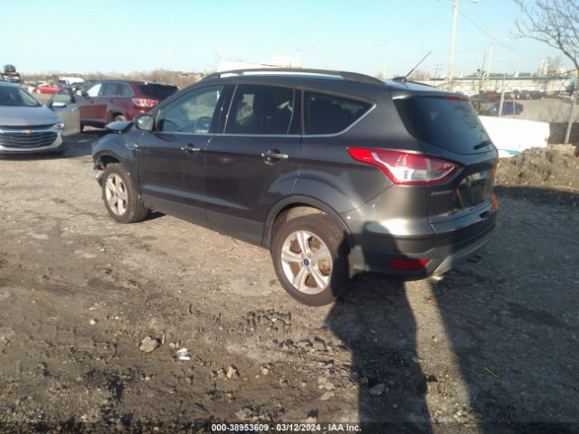 1FMCU9GX6GUC72107 Ford ESCAPE SE