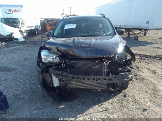 1FMCU9GX6GUC72107 Ford ESCAPE SE