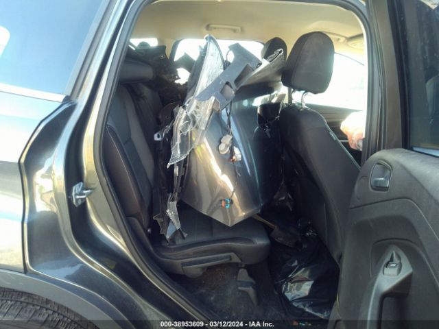 1FMCU9GX6GUC72107 Ford ESCAPE SE