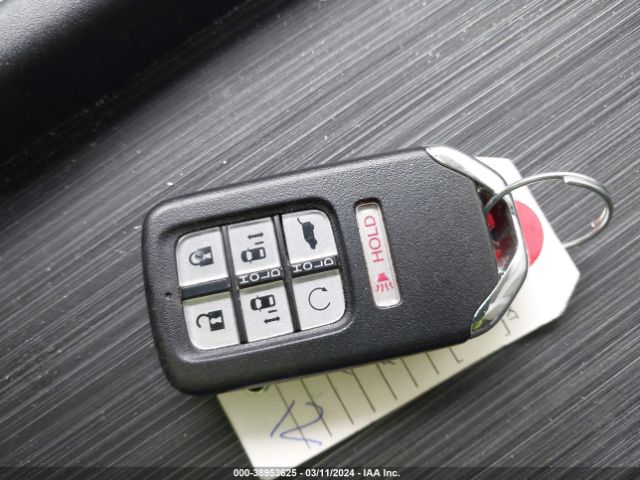 5FNRL6H98MB010853 Honda Odyssey Elite