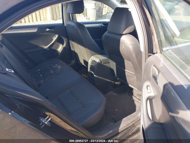 3VWDB7AJXHM208632 Volkswagen Jetta 1.4t Se