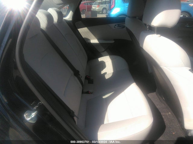 KIA Forte Lxs 2023 3KPF24AD8PE505847 Image 8